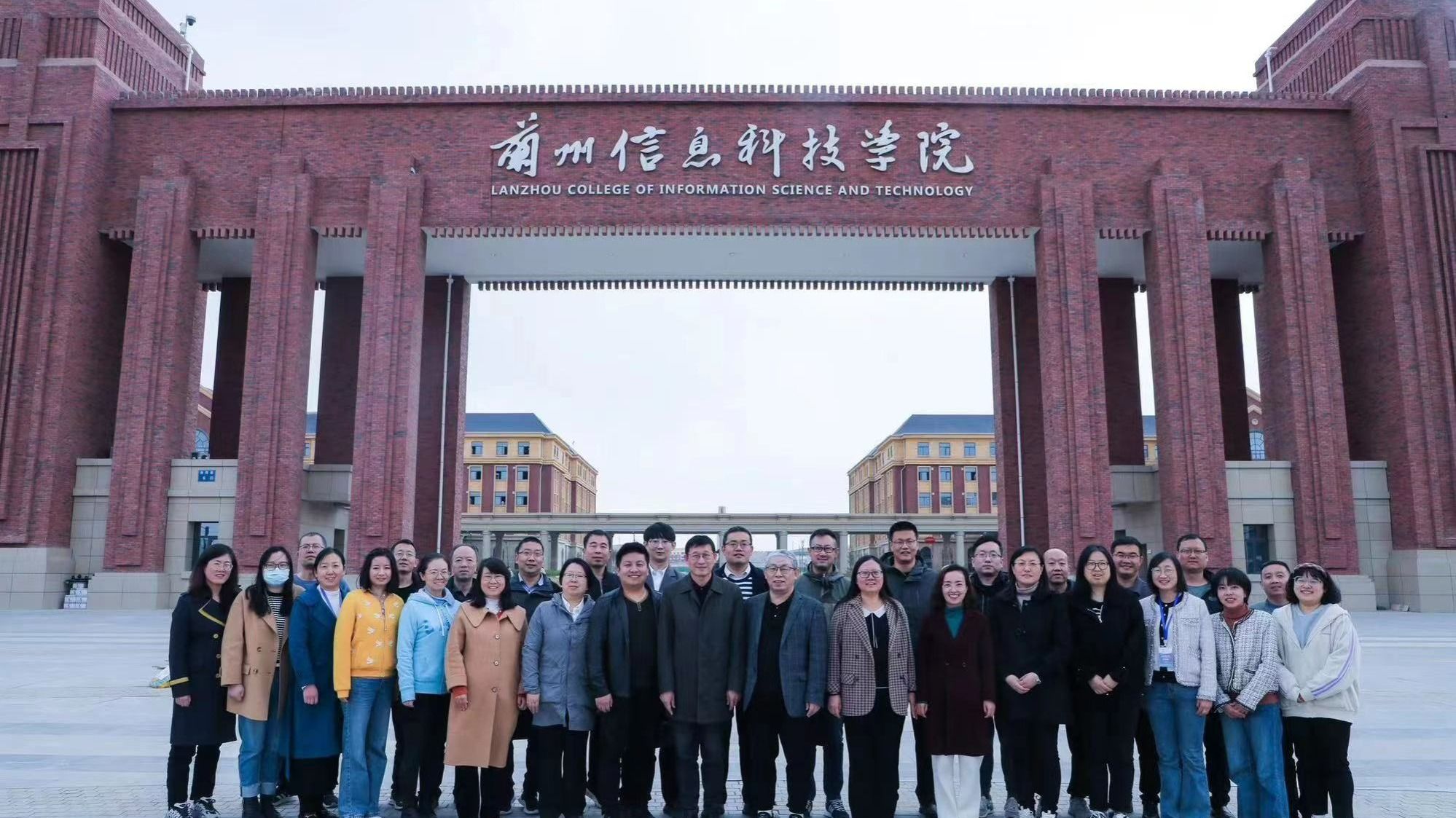 bat365在线中国登录入口基于OBE理念的教学改革和创新工作坊系列培训圆满收官