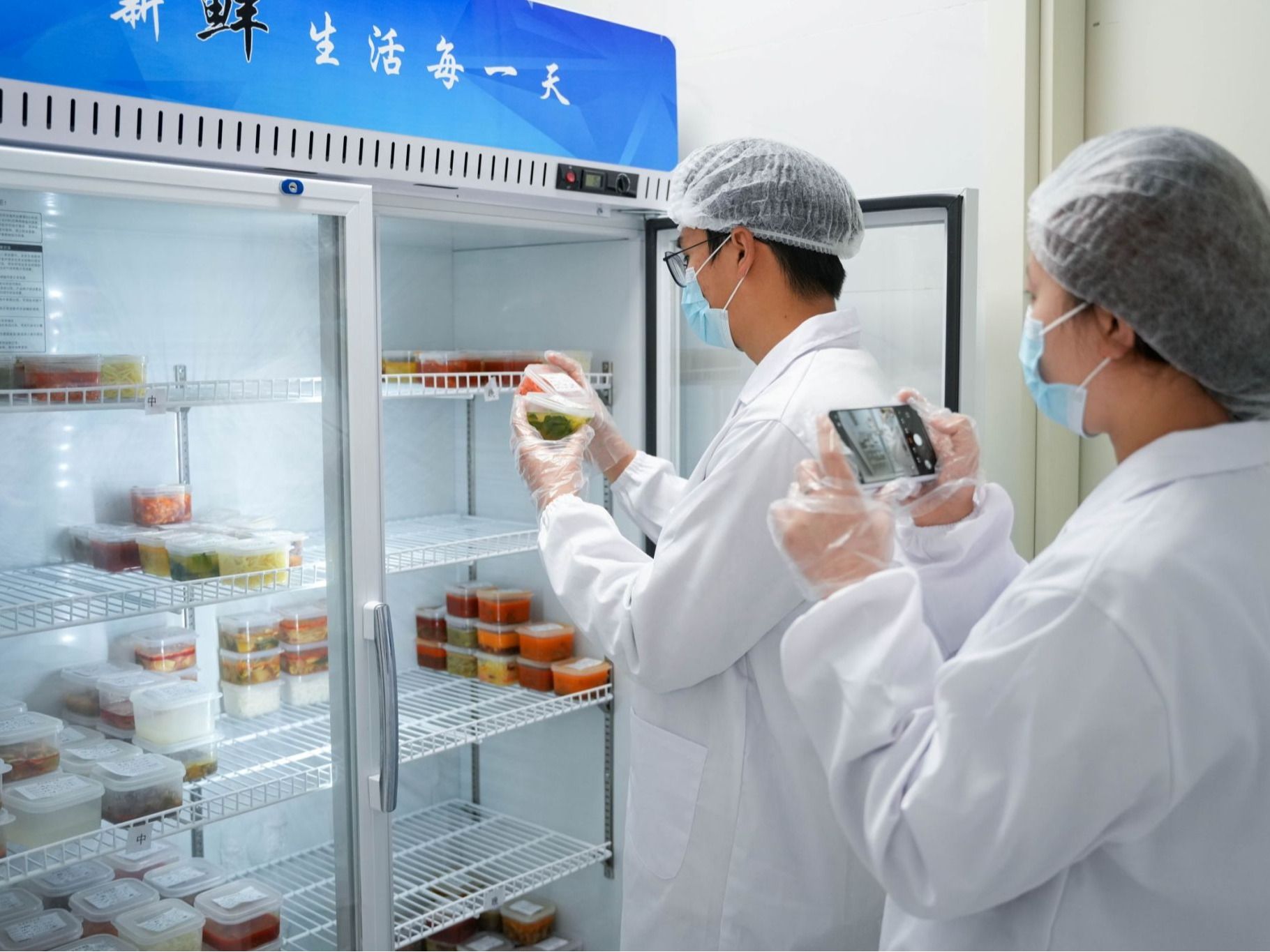 守护舌尖安全，护航师生安康：bat365在线中国登录入口开展“3·15”主题宣传实践活动