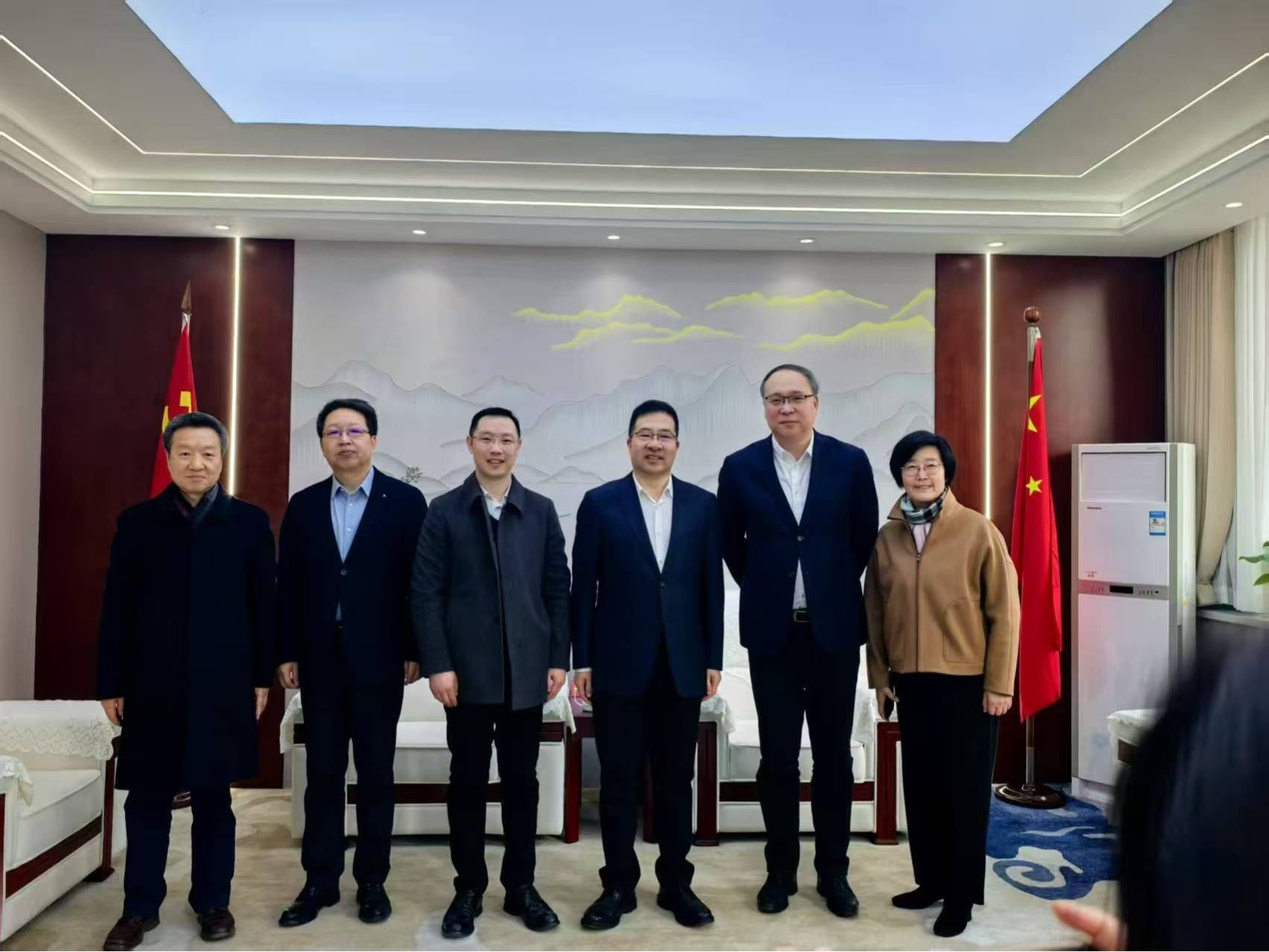 bat365在线中国登录入口赴兰州理工大学开展校际合作交流