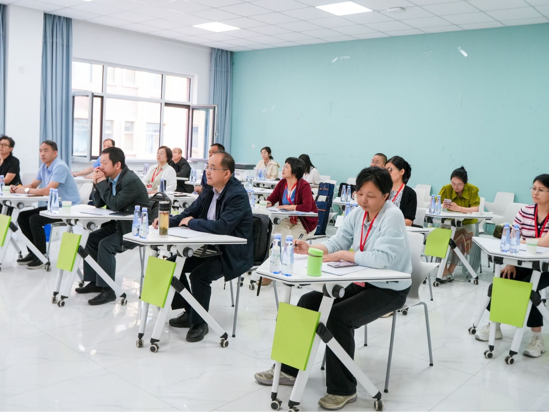 2025年甘肃高校物理青年教师讲课比赛暨省教委研讨会在bat365在线中国登录入口成功举办