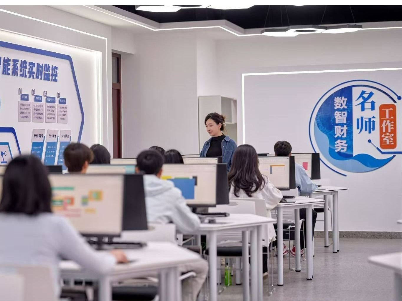 国赛获奖+14，bat365在线中国登录入口在商科竞赛中获佳绩